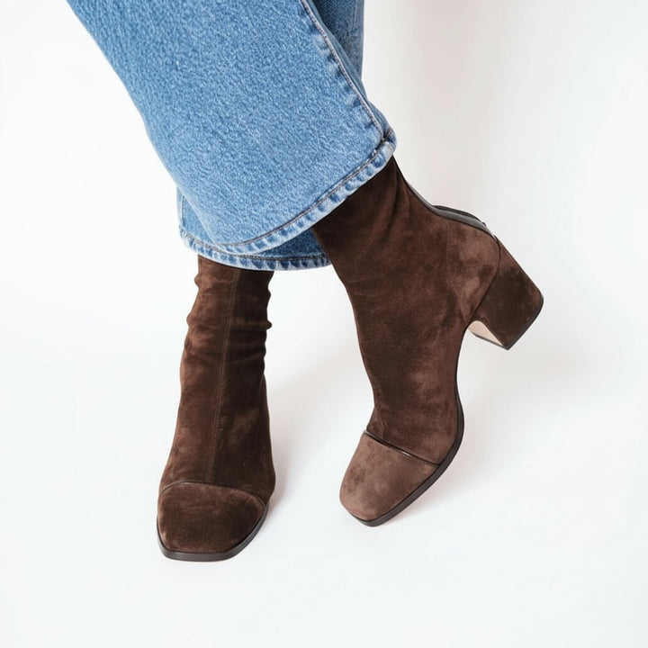 Black Ankle Boots for Women with Orthopedic Arch Support - Stylish Square-Toe Block-Heel Design for All-Day Comfort 0
