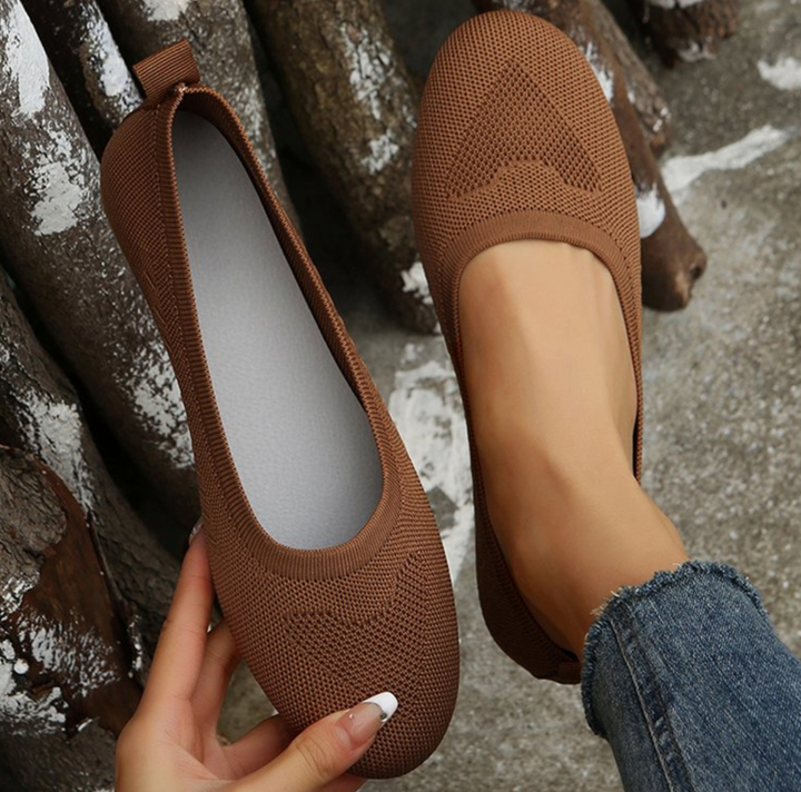 Comfortable Women's Breathable Walking Shoes for All-Day Support and Versatile Style 2