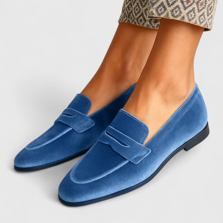 Elegant Women Loafers for Versatile Styling and All-Day Comfort 0