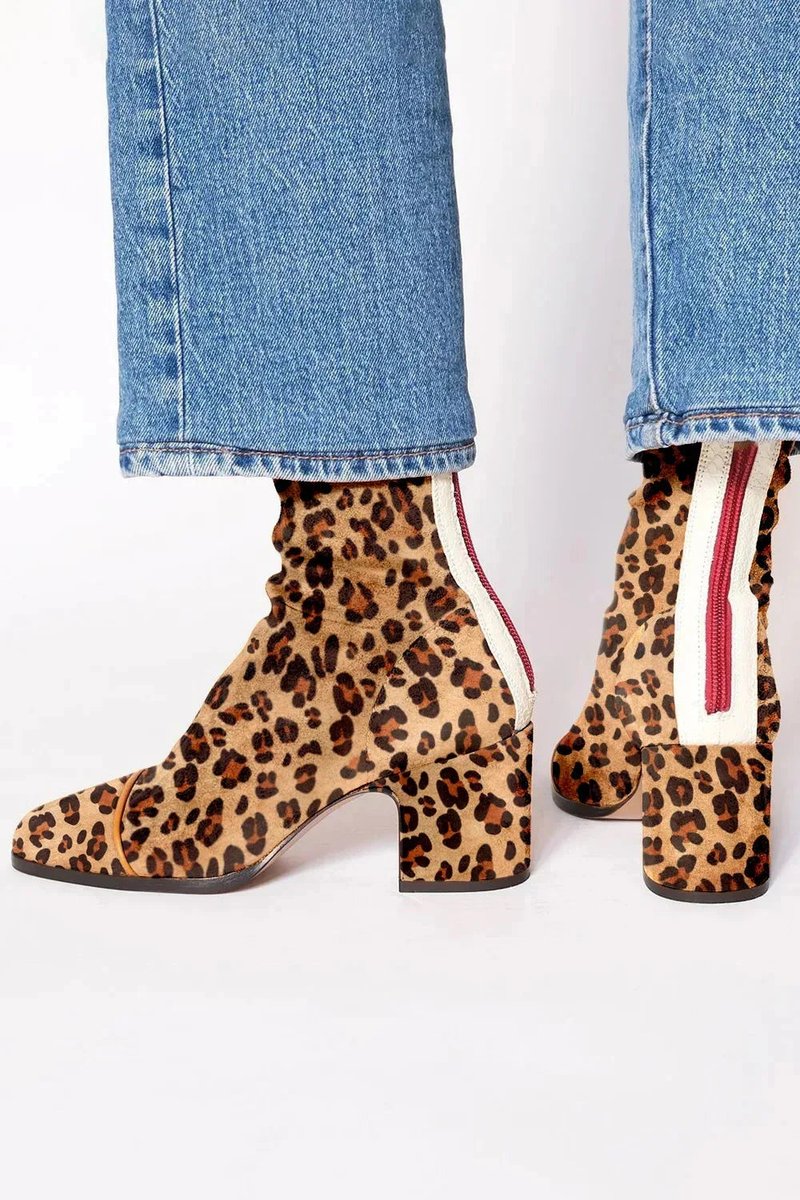 Orthopedic Ankle Boots for Women with Arch Support and Block Heel, Stylish Leopard Print Design 9