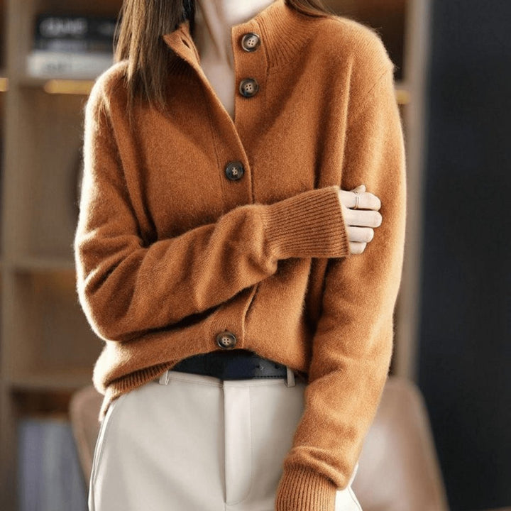 Women's Cardigan Sweater, Relaxed Fit Button-Front Knit Cardigan for Layering, Cozy and Versatile Style 3