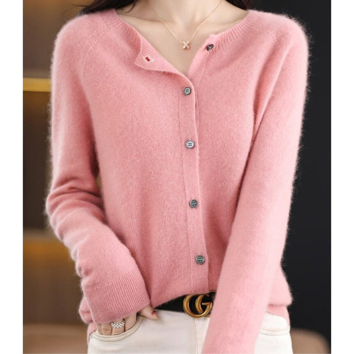 Women's Oversized Button-Front Knit Cardigan for Layering and Comfort 1